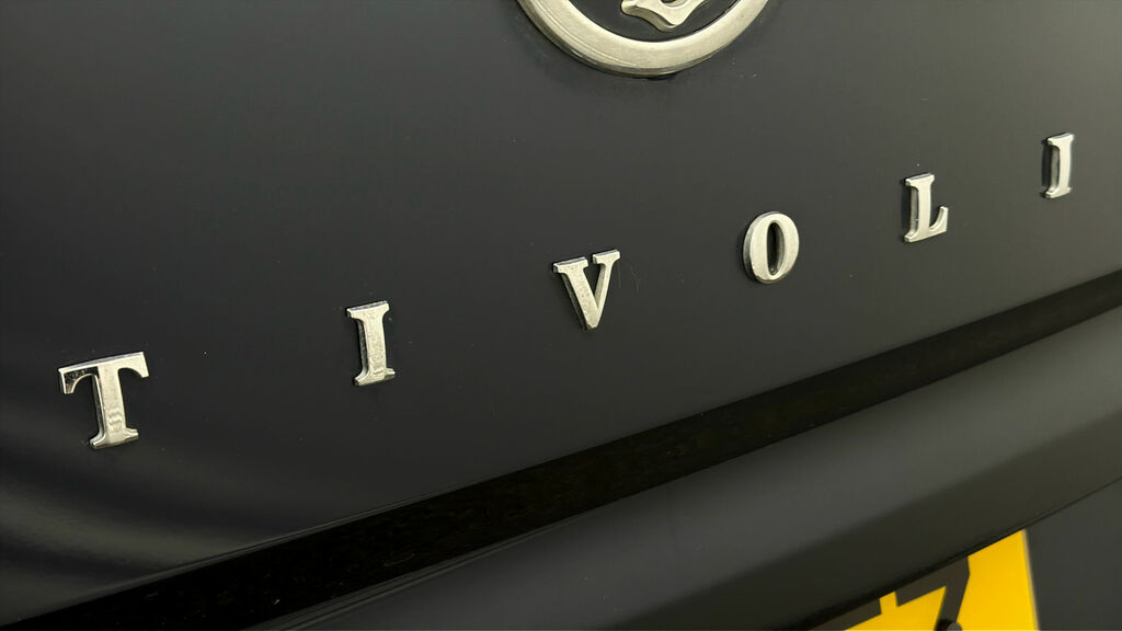 SsangYong Tivoli Ex Black #20