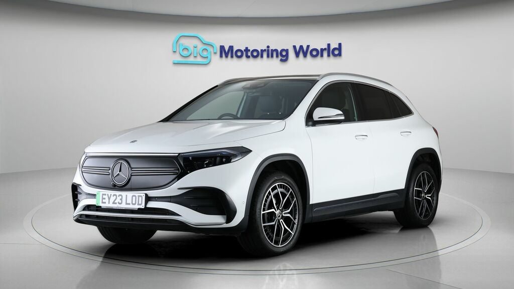 Mercedes-Benz EQA Amg Line White #3