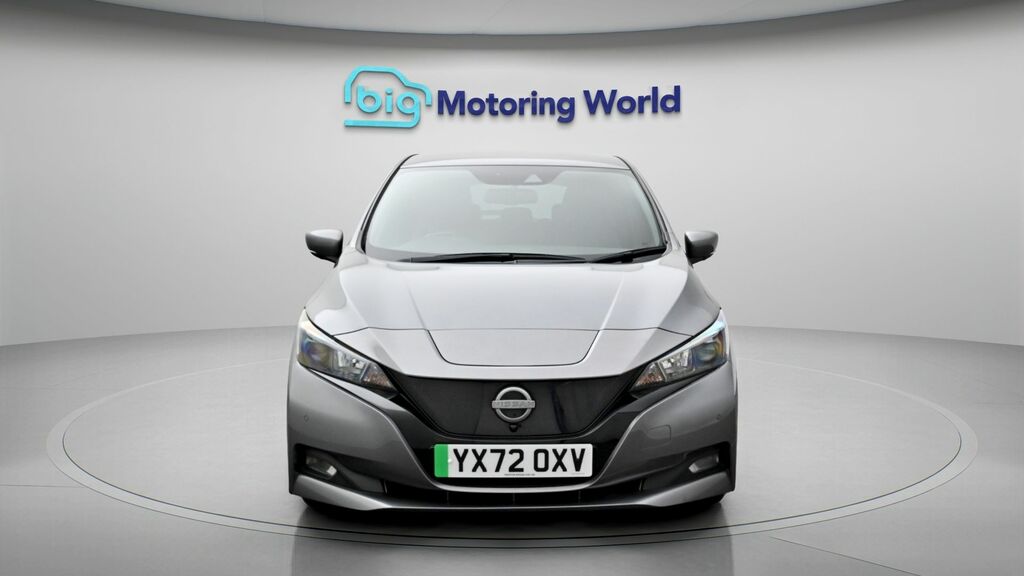 Nissan Leaf N-connecta YX72OXV Grey #2