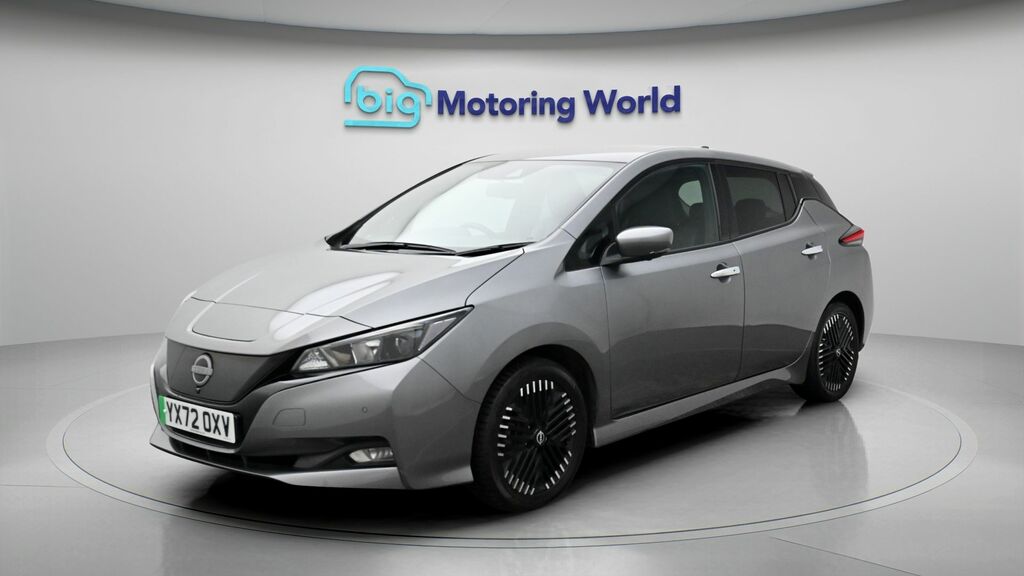Nissan Leaf N-connecta YX72OXV Grey #3