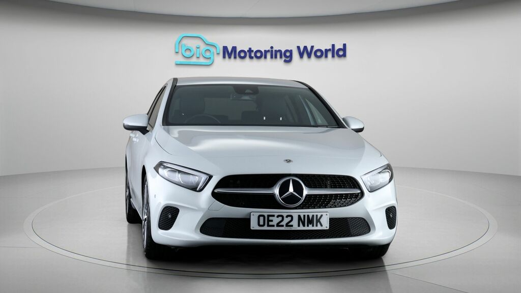 Mercedes-Benz A Class Sport Edition OE22NMK White #2