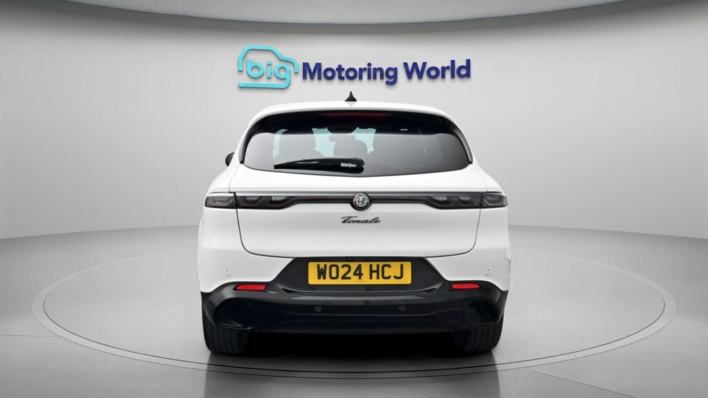 Alfa Romeo Tonale Sprint White #6