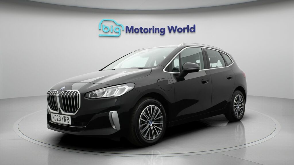BMW 2 Series Active Tourer Luxury Black #3