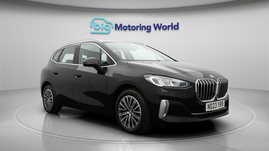 BMW 2 Series Active Tourer Luxury Black