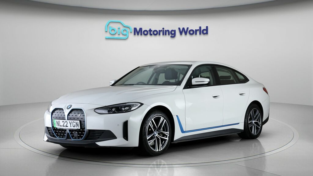 BMW i4 Sport White #3