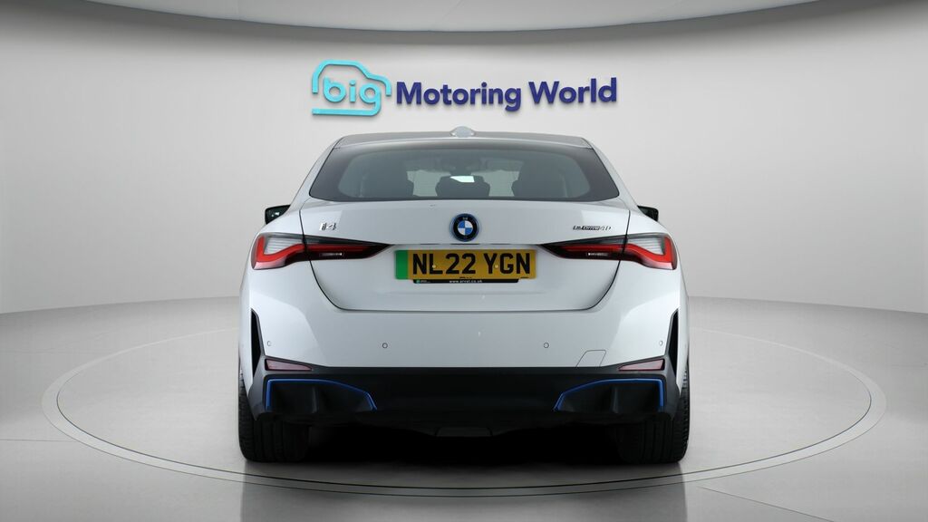 BMW i4 Sport White #6