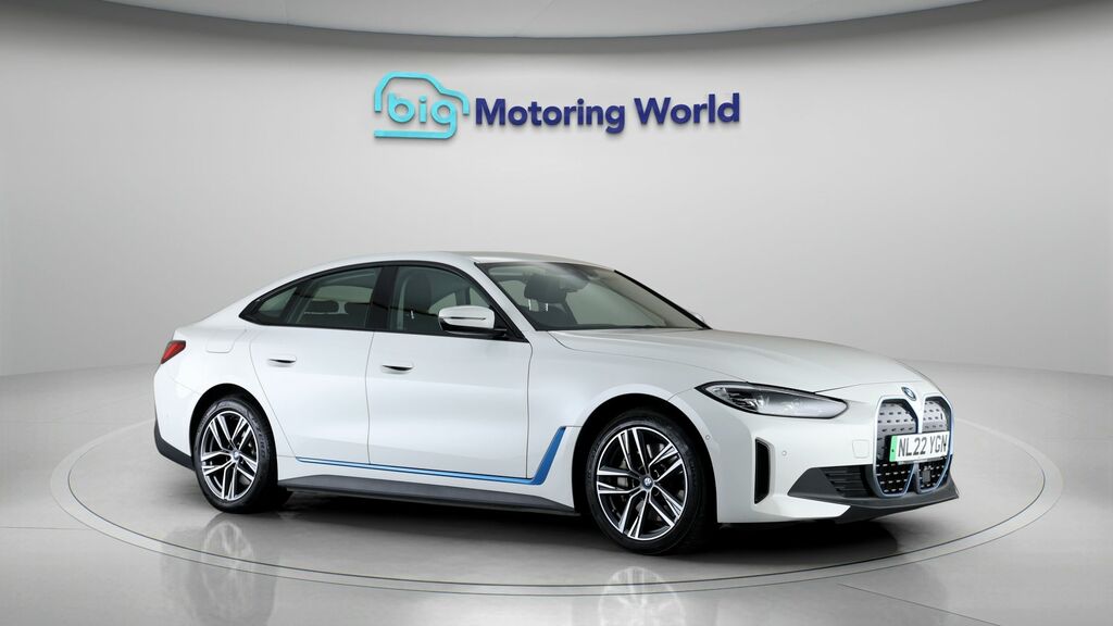 BMW i4 Sport White