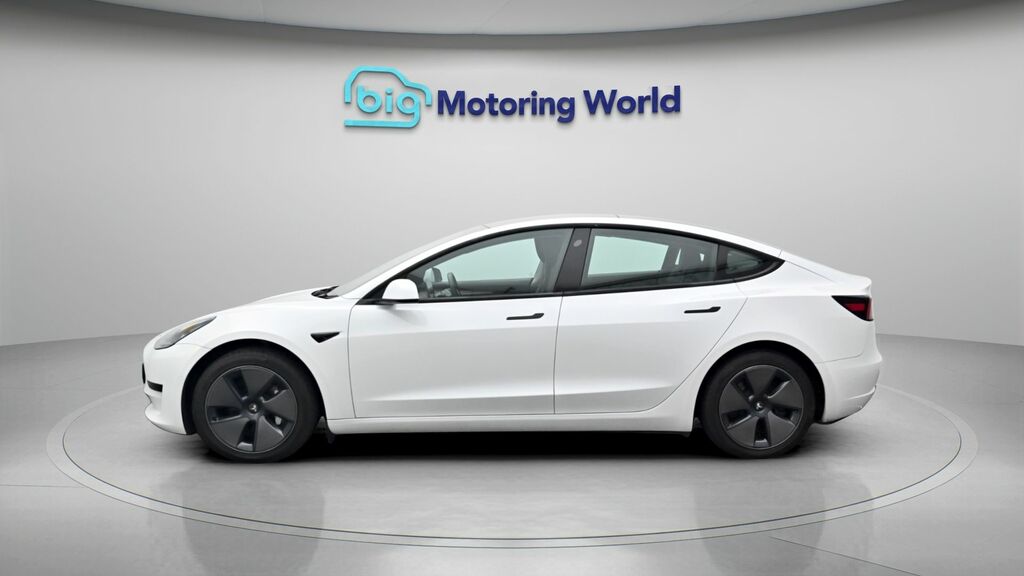 Tesla Model 3 Standard Range Plus SH71HJY White #4
