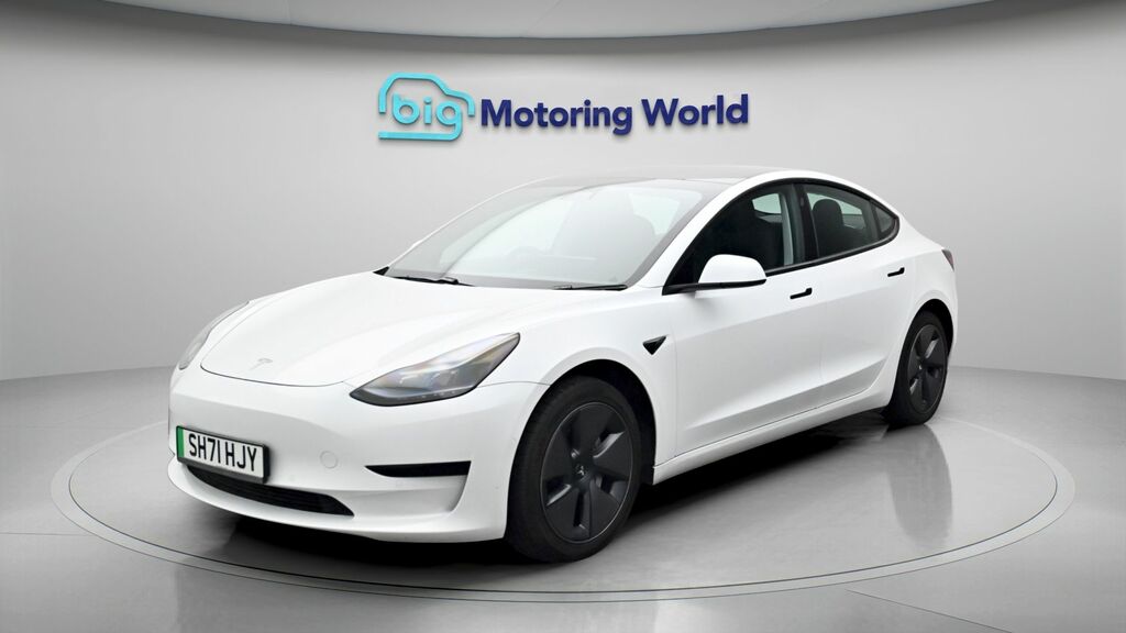 Tesla Model 3 Standard Range Plus SH71HJY White #3