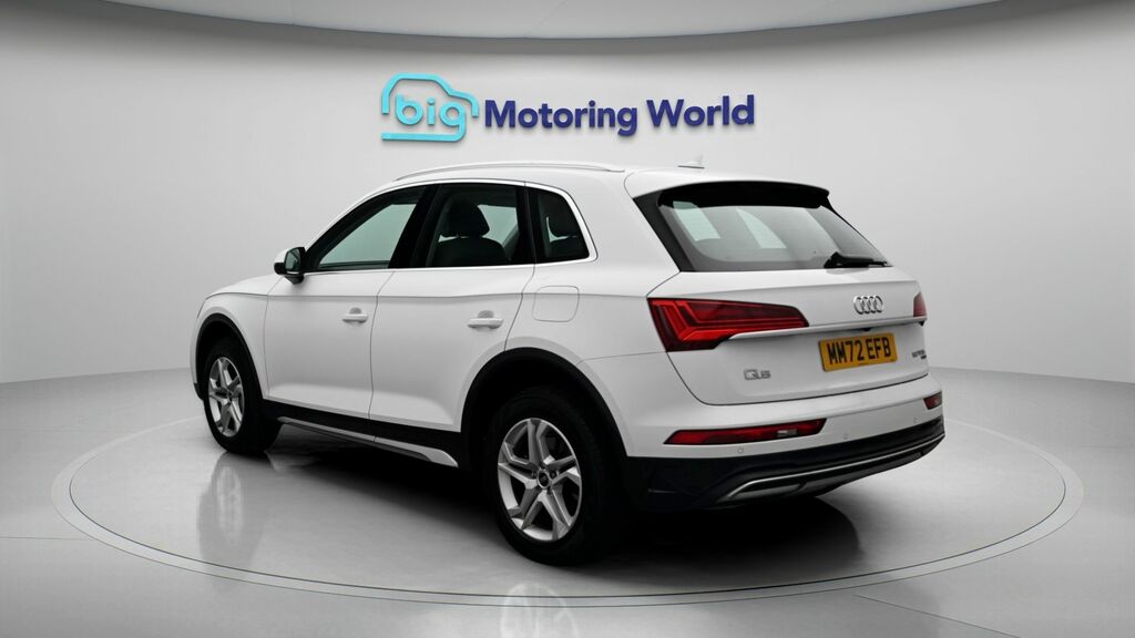 Audi Q5 Sport White #5