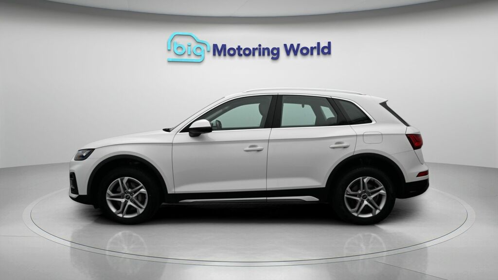 Audi Q5 Sport White #4