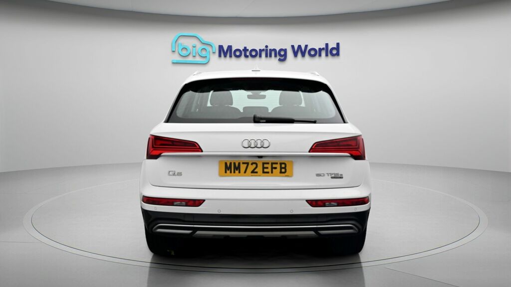 Audi Q5 Sport White #6