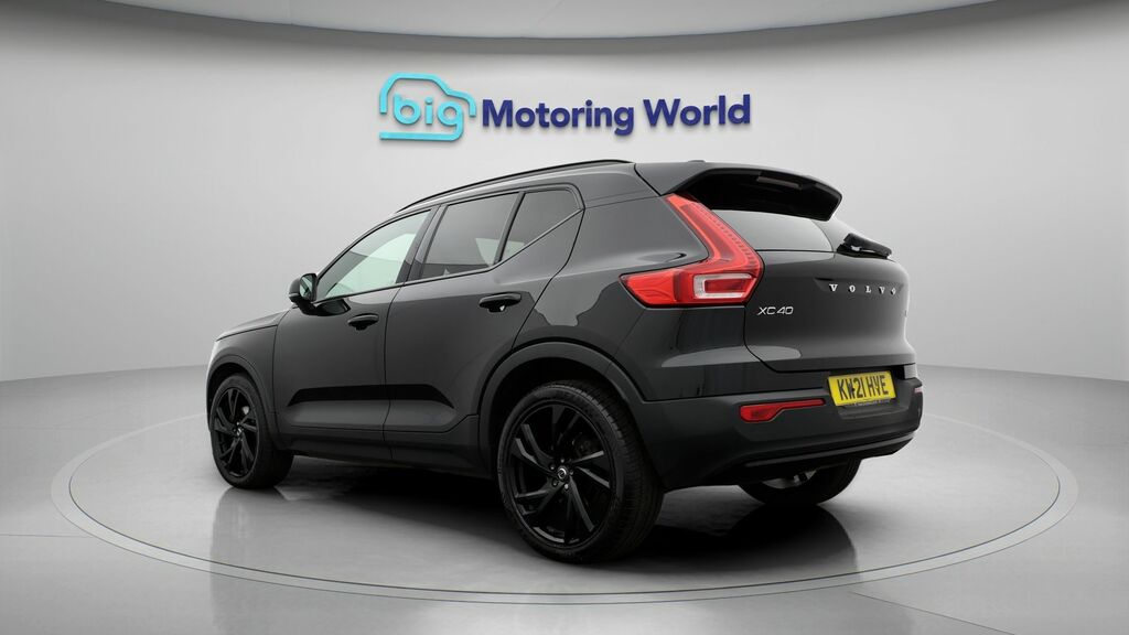 Volvo XC40 R-design Pro KW21HVE Black #5