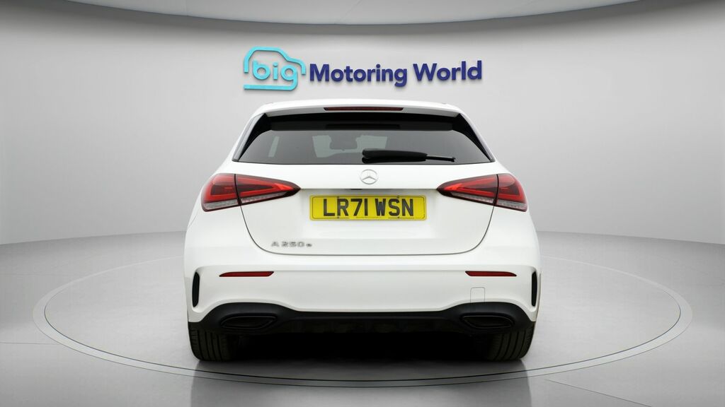 Mercedes-Benz A Class Amg Line Edition LR71WSN White #6