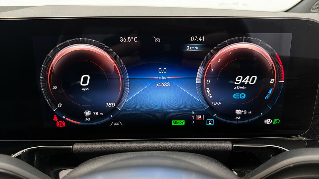 Mercedes-Benz B Class Hatchback Silver #24