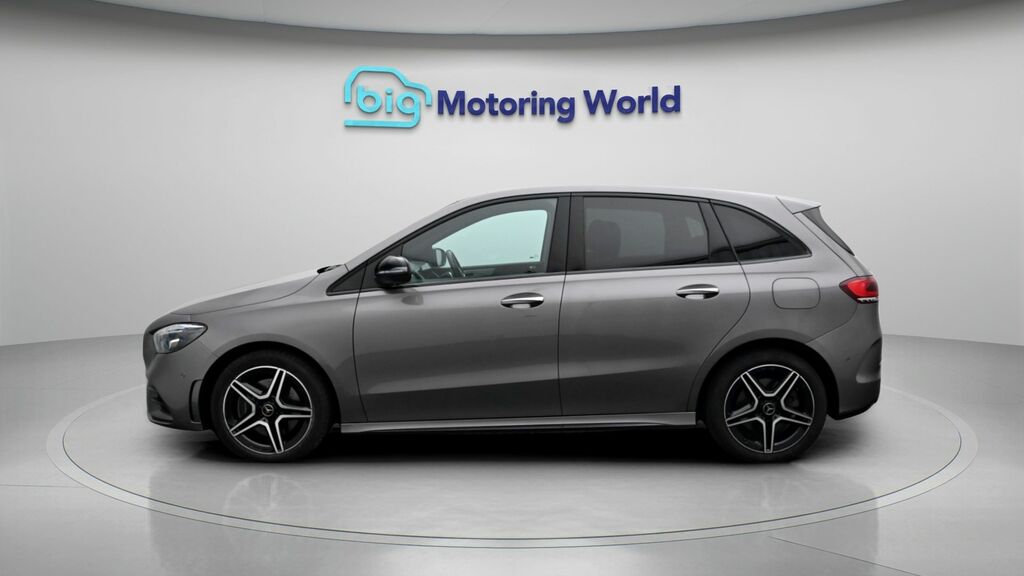 Mercedes-Benz B Class Amg Line Edition Grey #4