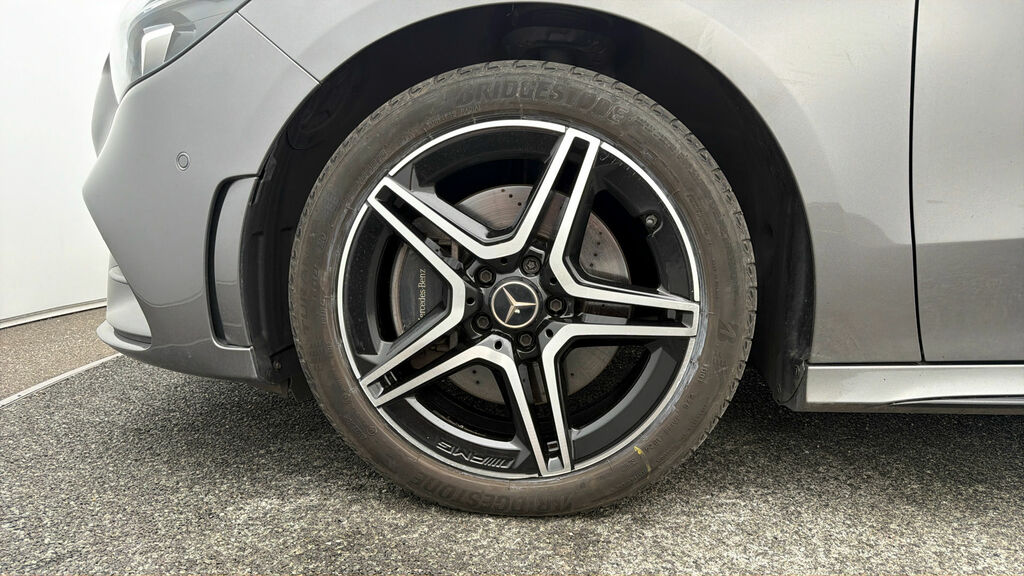 Mercedes-Benz B Class Hatchback Silver #17