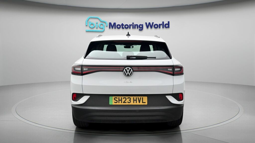 Volkswagen ID.4 Life Edition White #6
