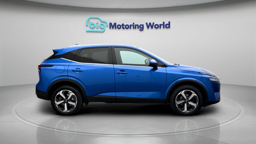 Nissan Qashqai 1.3 Dig-t Mhev 158 N-connecta Xtronic 2Wd Silver #8