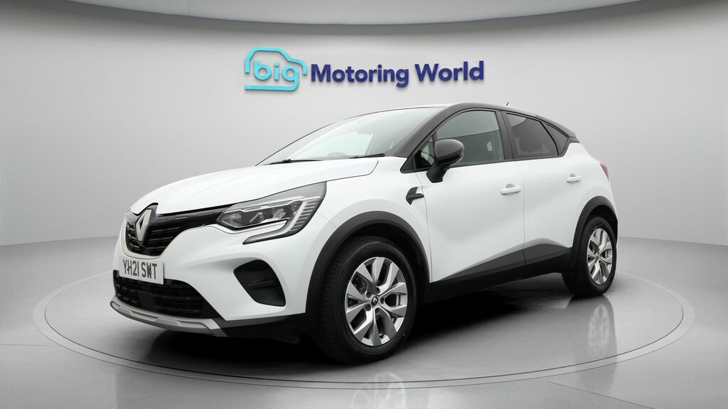 Renault Captur Iconic Black #3