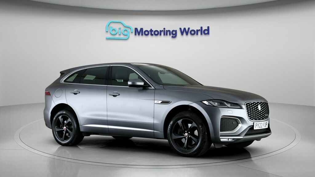 Jaguar F-Pace R-dynamic Se Grey