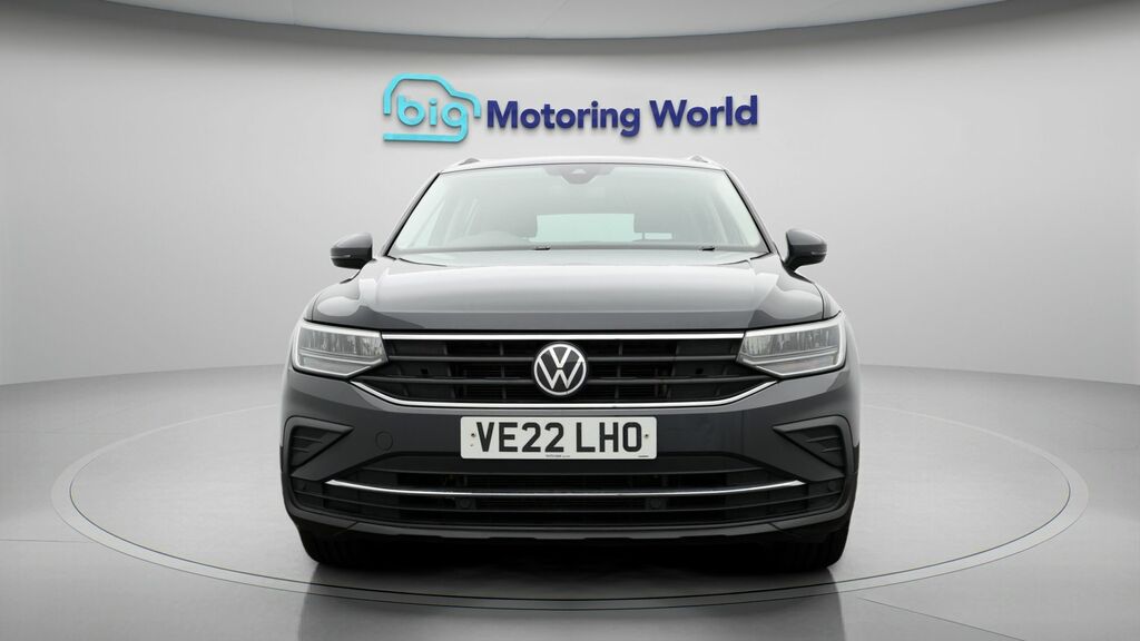Volkswagen Tiguan Life Grey #2