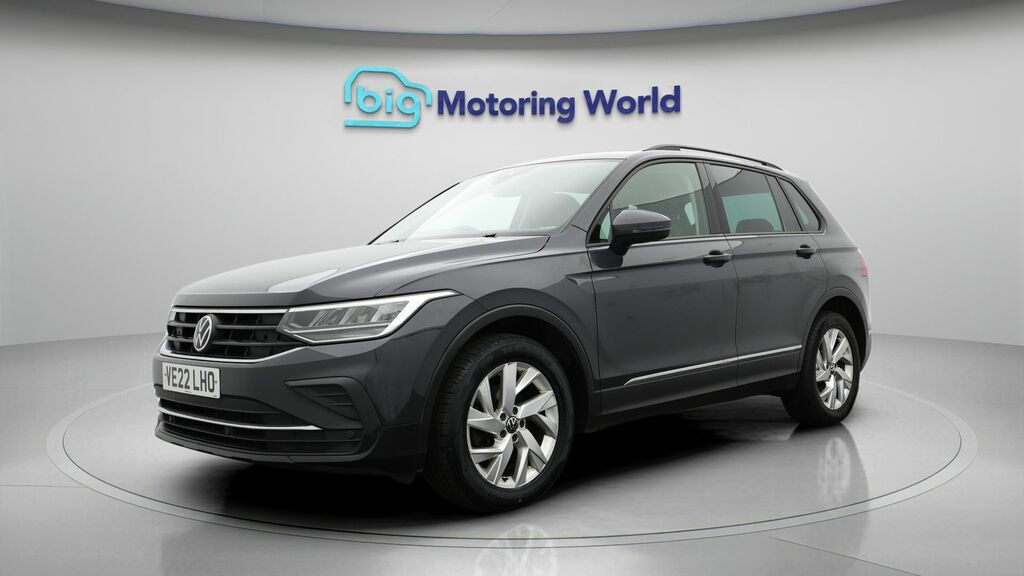 Volkswagen Tiguan Life Grey #3