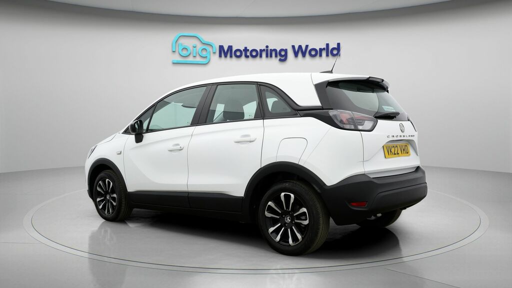 Vauxhall Crossland Design White #5