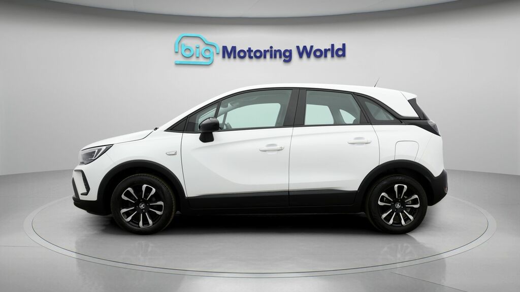 Vauxhall Crossland Design White #4