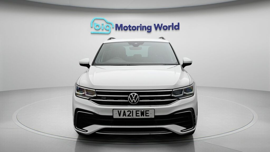 Volkswagen Tiguan R-line VA21EWE White #2