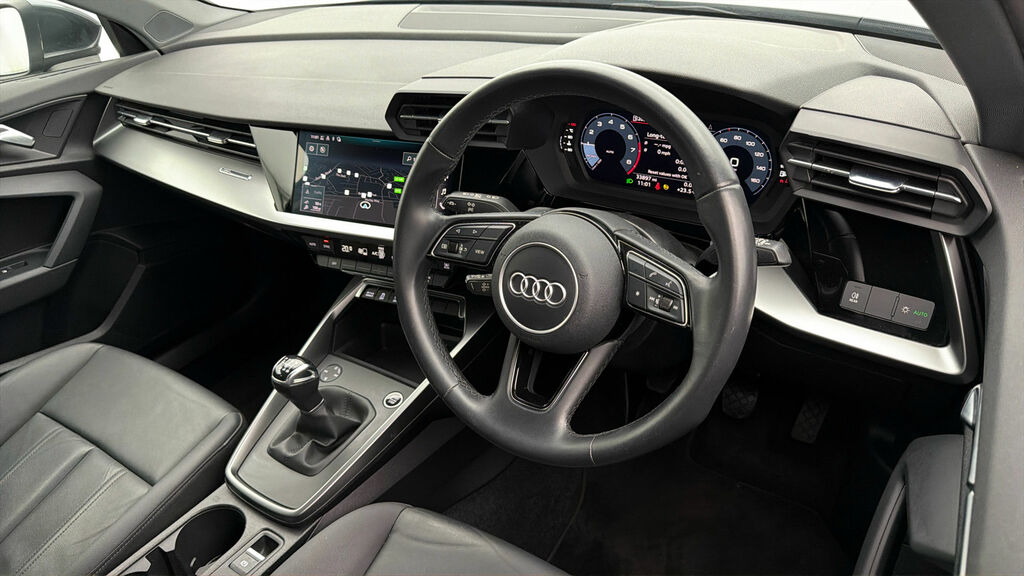 Audi A3 1.5 Tfsi 35 Sport Sportback Euro  #9