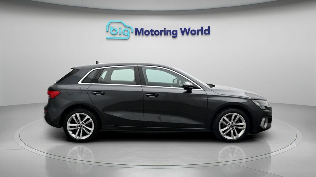 Audi A3 1.5 Tfsi 35 Sport Sportback Euro  #8