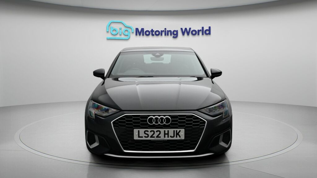 Audi A3 1.5 Tfsi 35 Sport Sportback Euro  #2