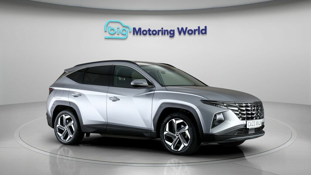 Hyundai Tucson Premium Silver