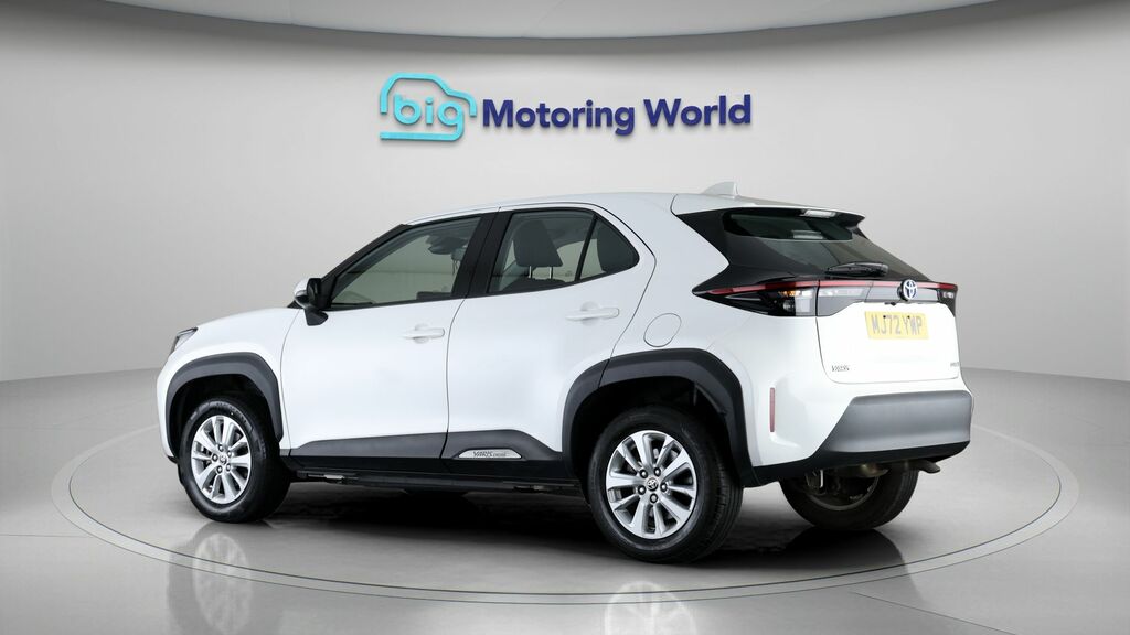 Toyota Yaris Cross Icon White #5