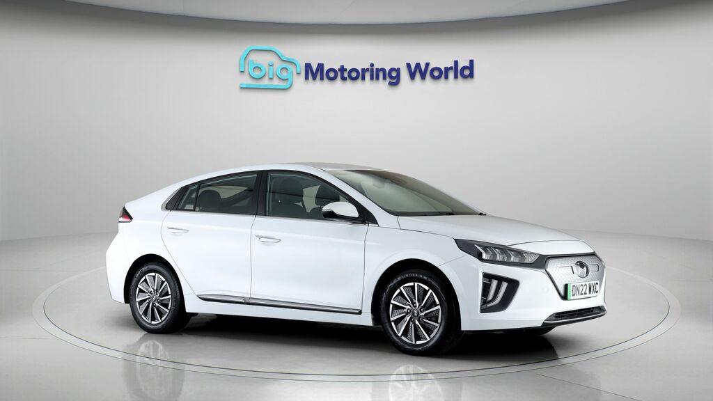 Hyundai Ioniq Premium White