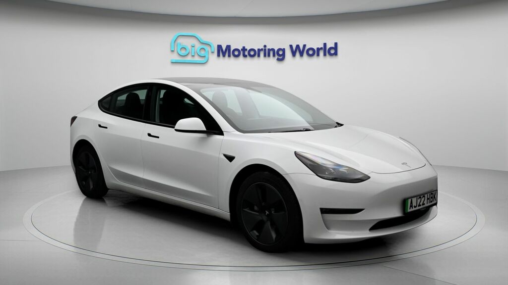 Tesla Model 3 Long Range White