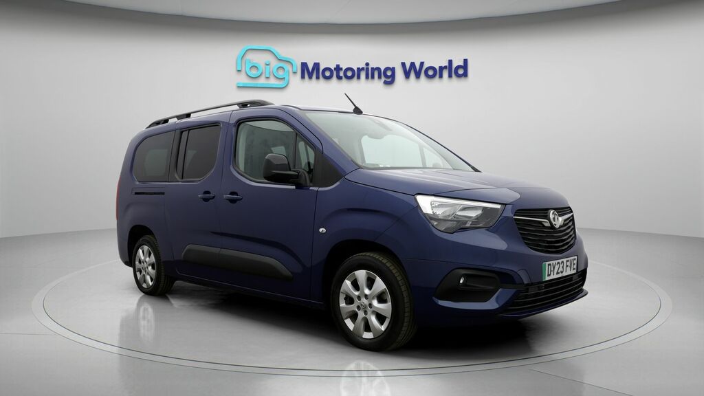 Vauxhall Combo Life Design Blue