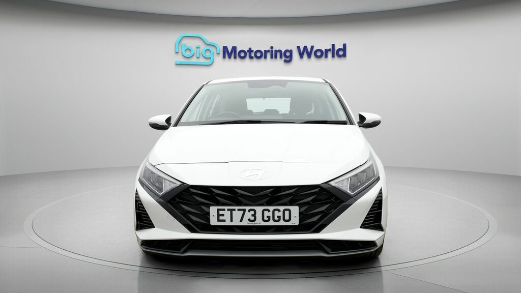 Hyundai I20 Advance ET73GGO White #2