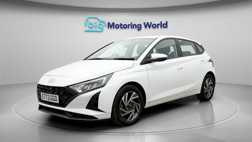 Hyundai I20 Advance ET73GGO White #3