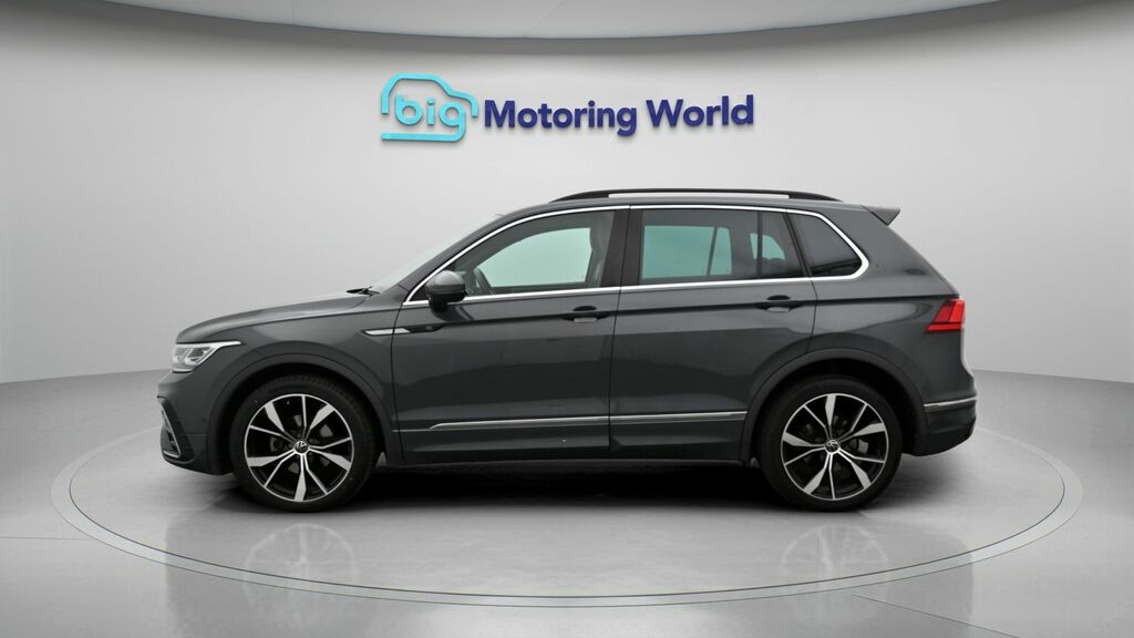 Volkswagen Tiguan R-line MM23HNN Grey #4