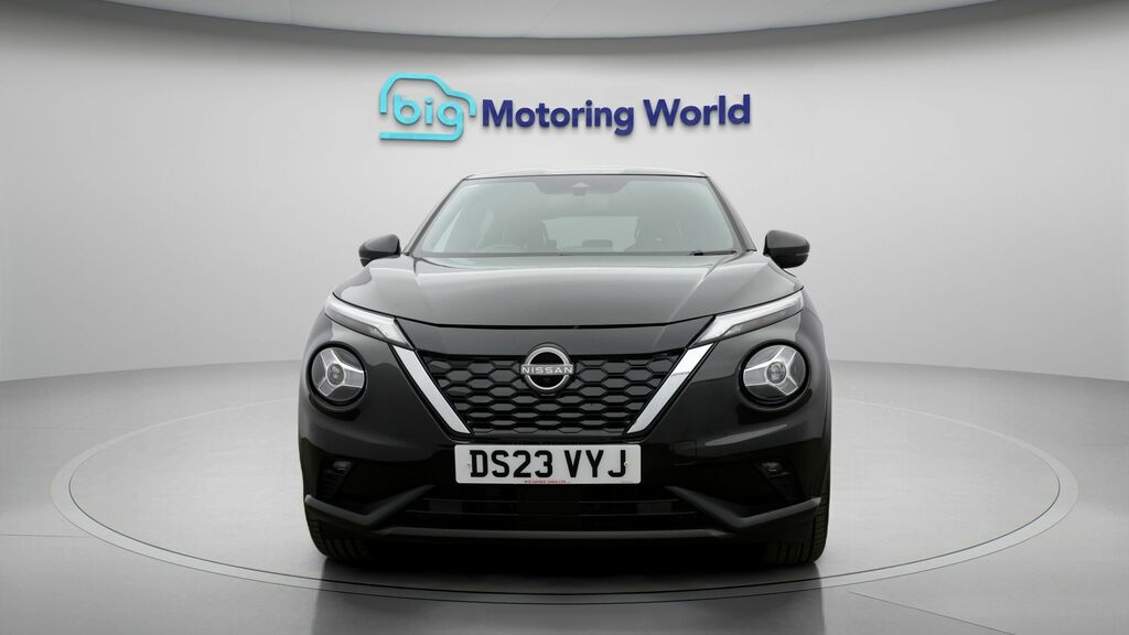Nissan Juke Tekna DS23VYJ Black #2