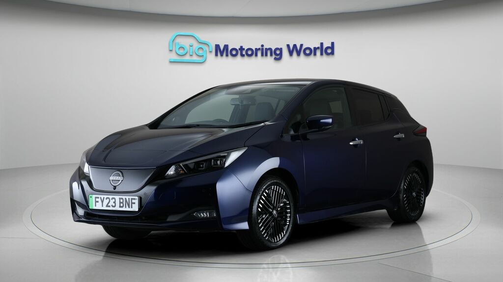 Nissan Leaf Tekna Blue #3