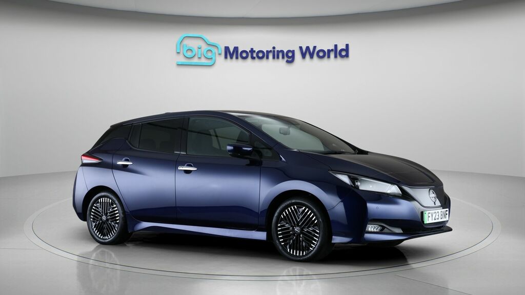 Nissan Leaf Tekna Blue