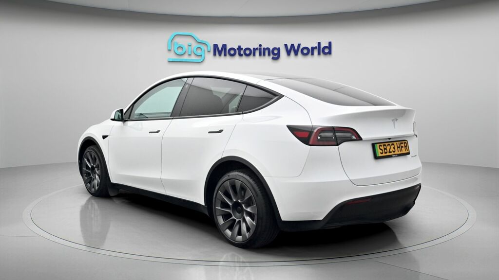Tesla Model Y Long Range SB23HFR White #5
