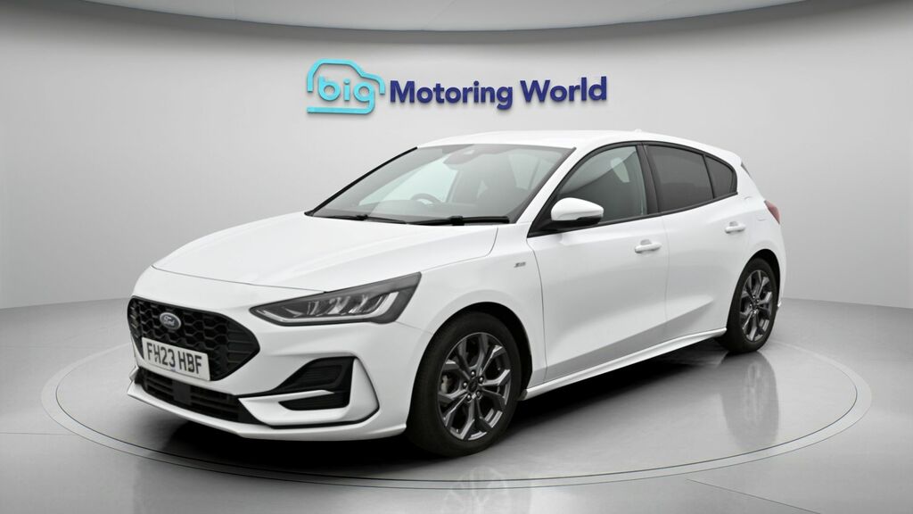 Ford Focus St-line White #3