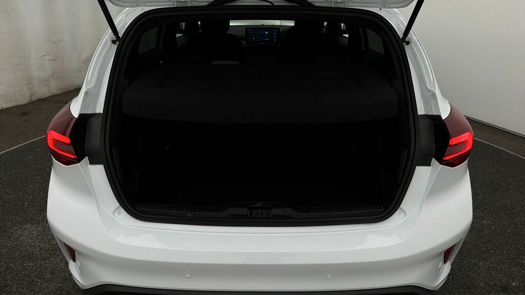 Ford Focus Focus St-line 1.0L Ecoboost 125Ps Mhev Fwd Black #16