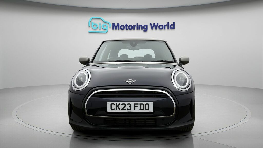 Mini Hatch Cooper Exclusive CK23FDO Black #2