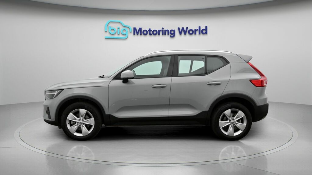 Volvo XC40 Core YJ24CLS Grey #4
