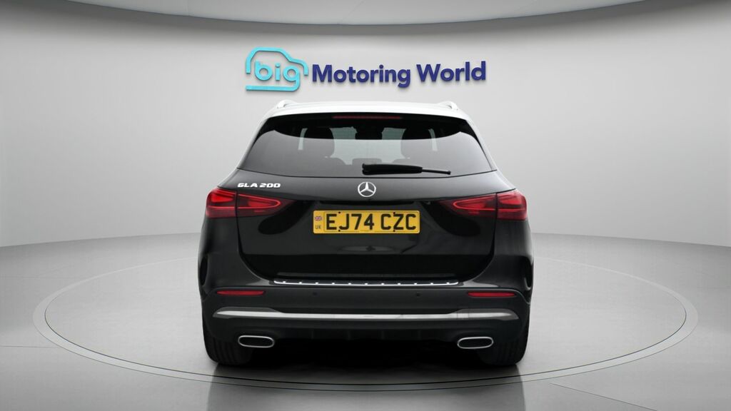 Mercedes-Benz GLA Class Amg Line Black #6